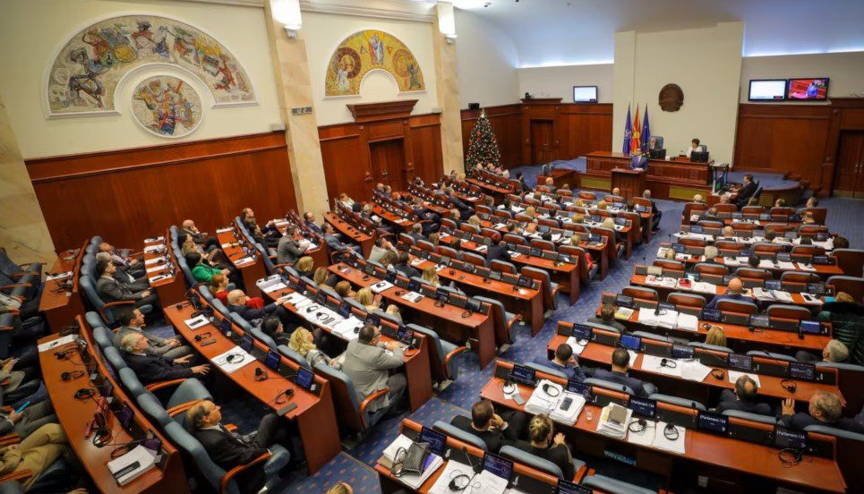 Maqedonia e Veriut nuk e arrin kuotën ligjore për përfaqësimin e grave në Kuvend