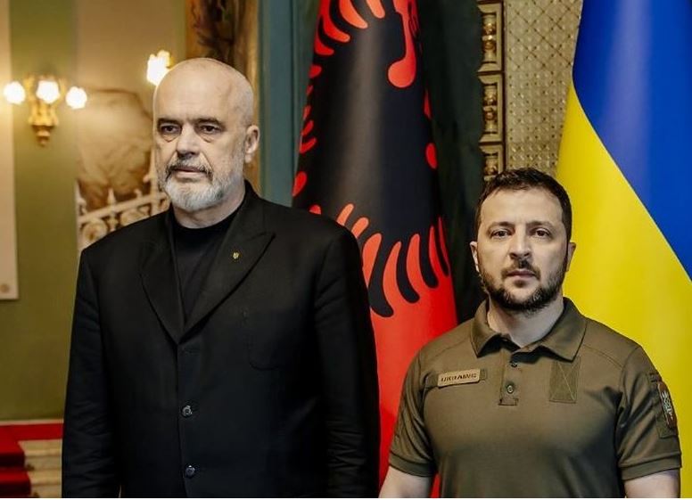 Zelensky e cilëson Ramën “mik të madh të Ukrainës”