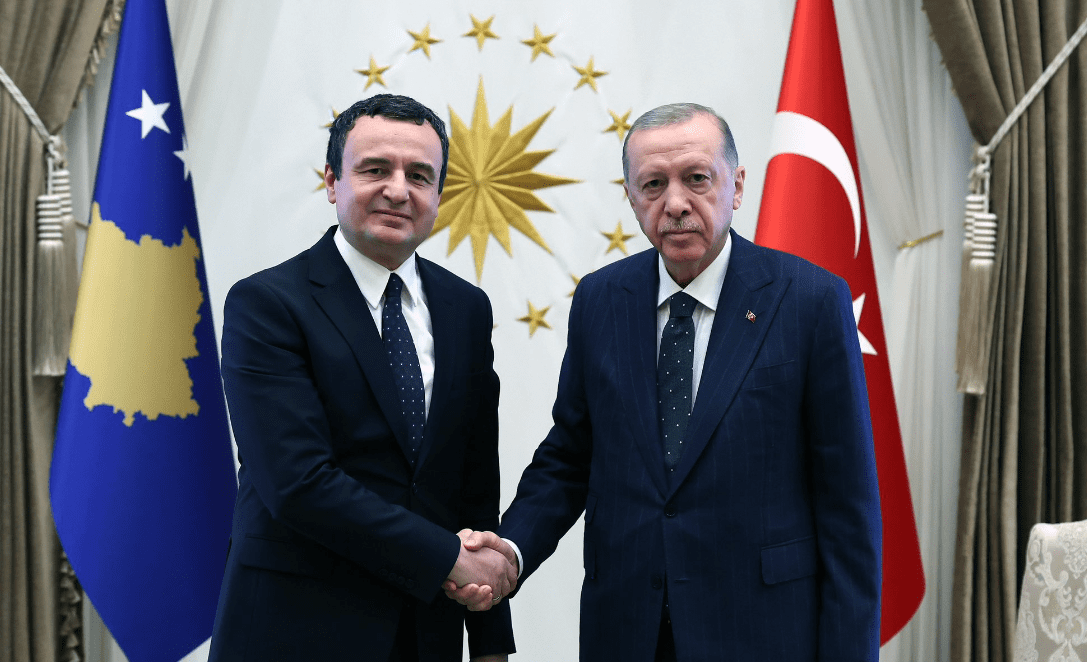 Kurti: Me Erdoganin biseduam për bashkëpunim ekonomik dhe të mbrojtjes