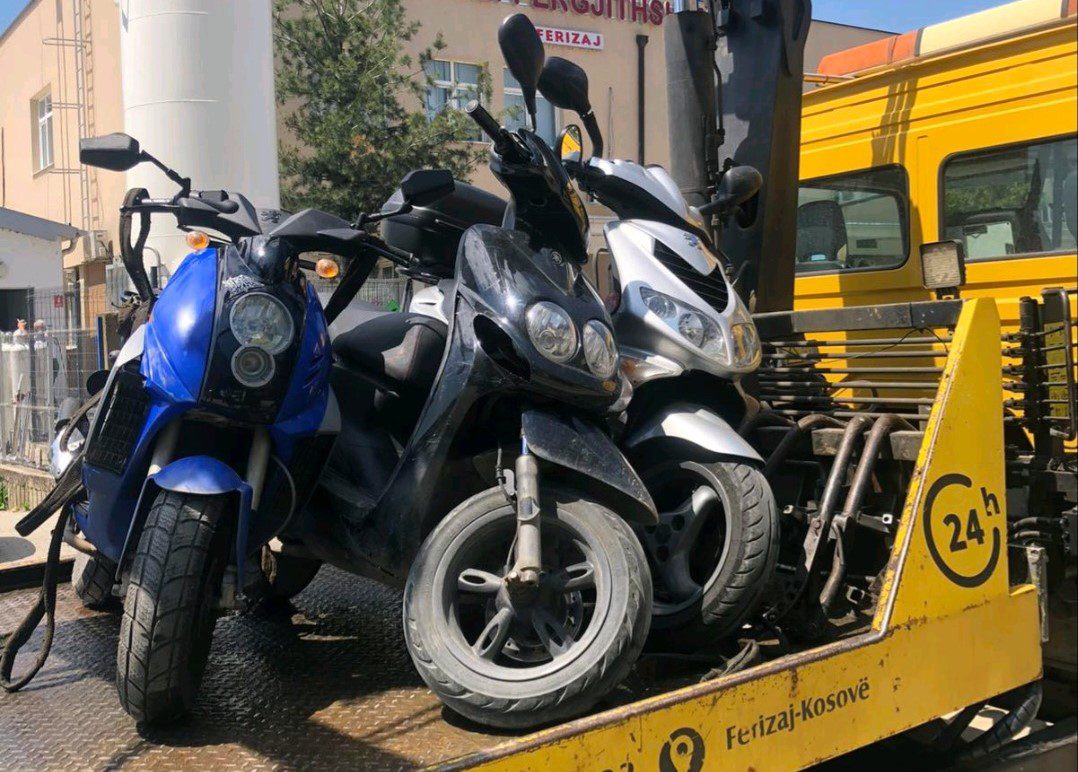 Policia në Ferizaj gjobit disa motoçiklistë dhe ngasës së skuterëve