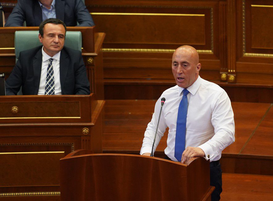 Haradinaj ia kthen Kurtit për darkën: S’na takon neve, por shefave të grupeve parlamentare