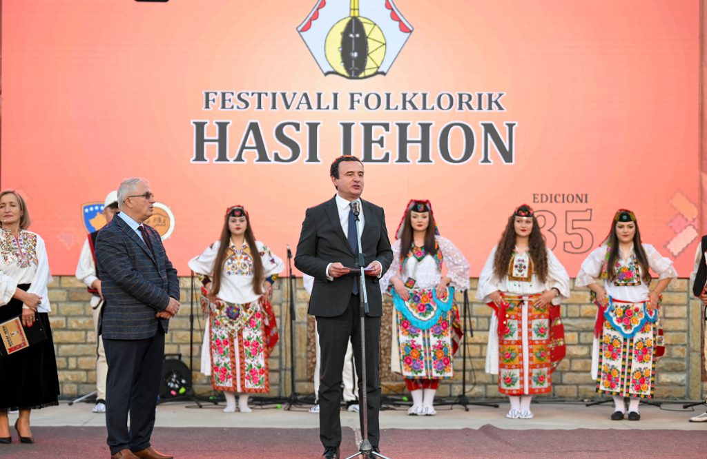 Kurti mori pjesë në “Hasi jehon 2024”: E ka epitetin e një prej festivaleve më të rëndësishme të trojeve tona