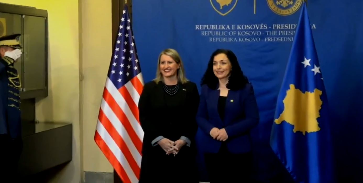 Nënsekretarja Allen flet për integrimin eurotlantik të Kosovës, e ndërlidh me Asociacionin