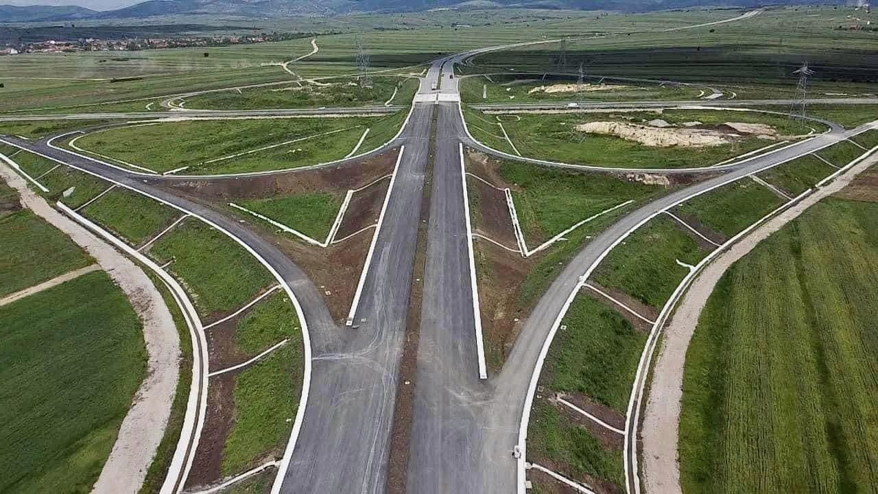 Dyshime për keqpërdorime në tenderin për Autostradën e Gjilanit, lirohen nga akuza Zyrtarët e Ministrisë së Infrastrukturës