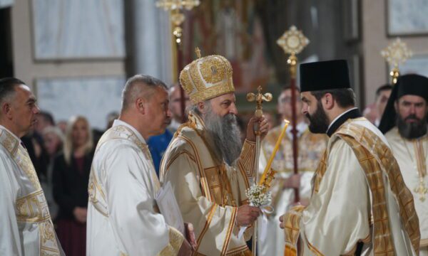 Patriarku serb: Herët a vonë, do të hyjmë në Patriarkanën e Pejës