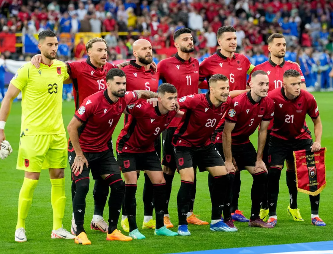 Shqipëria para ndeshjes vendimtare me Spanjën, a do të jetë “fati” në anën e kuqezinjëve?