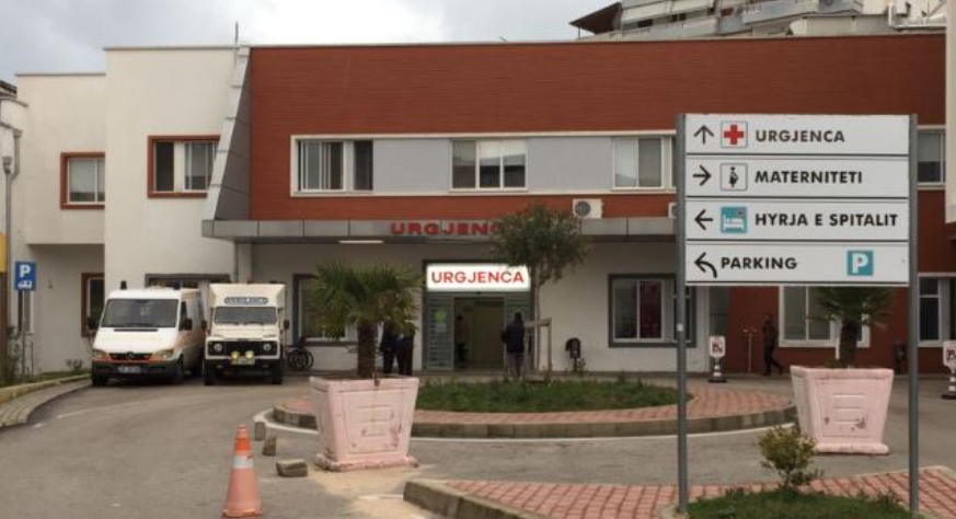 Shqipëri: 2-vjeçari dyshohet se piu një sasi medikamentesh, dërgohet në gjendje të rëndë në spital