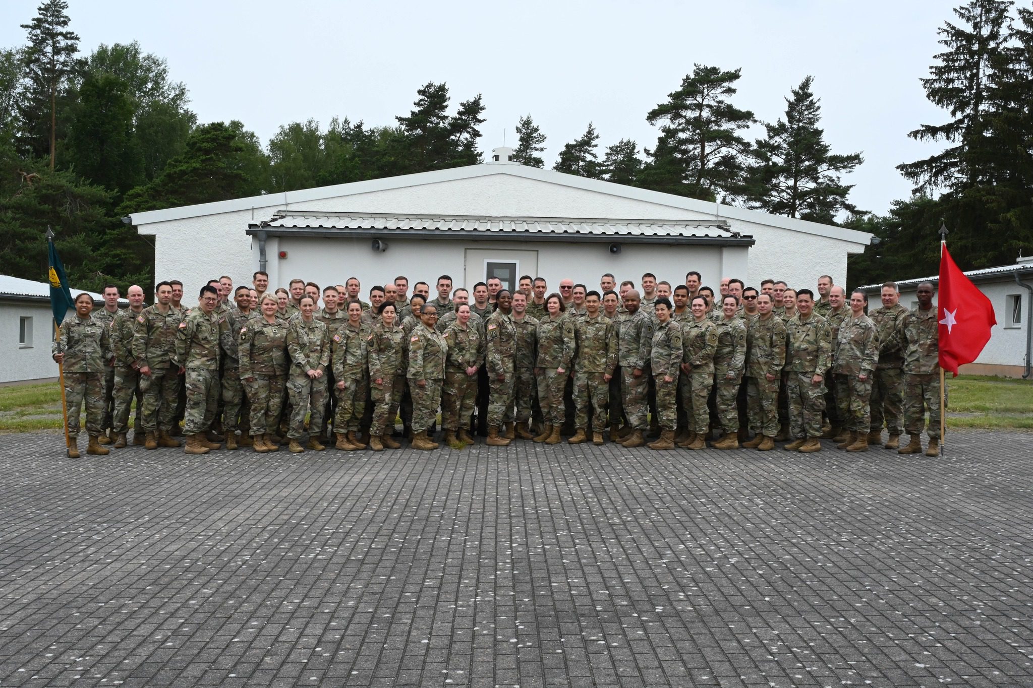 Oficerë të FSK-së diplomojnë në kolegjin e ushtrisë amerikane