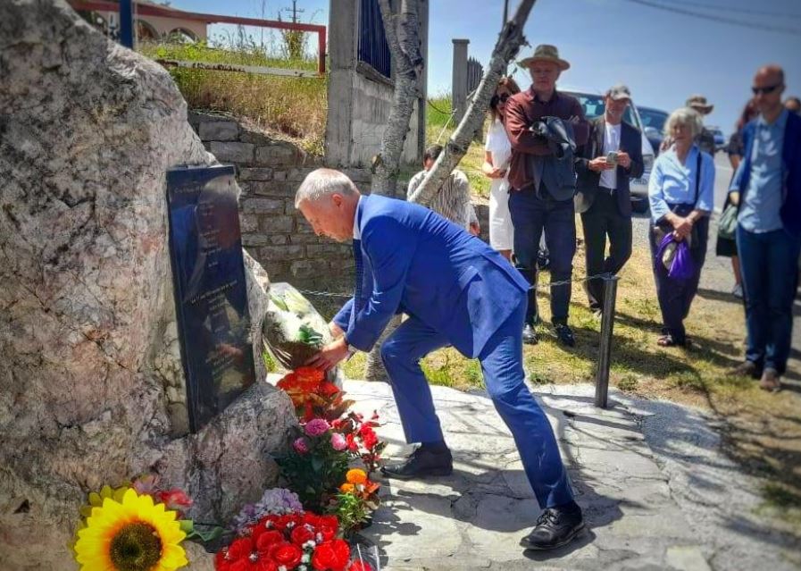 Ambasadori gjerman kujton gazetarët gjerman që u vranë gjatë luftës në Kosovë