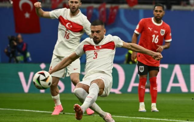Ndeshja Austri-Turqi: Përfundon pjesa e parë, me rezultat 0-1