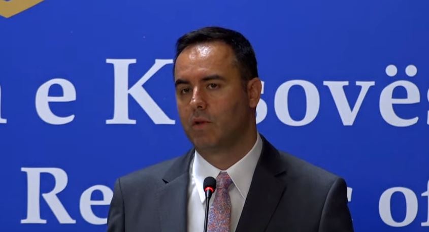 Konjufca: Ka informacione të sakta, qindra njerëz në Serbi po përgatiten për një sulm në Kosovë