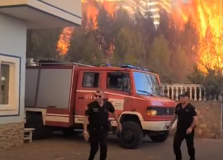 Balla për gjendjen në Shëngjin: Jemi në kontakt me KFOR-in, dyshohet për zjarrvënie të qëllimshme