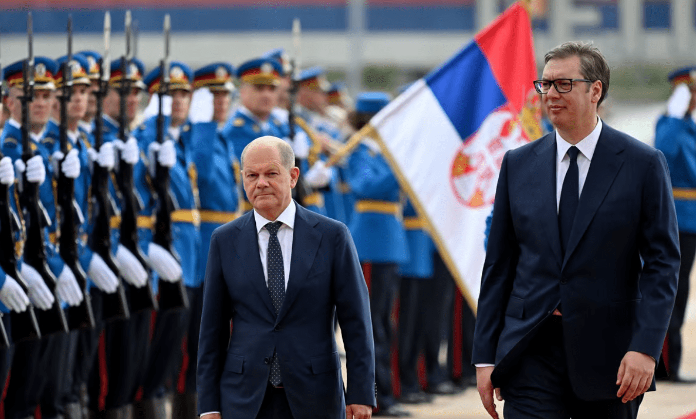 Vizita e Scholz në Beograd, Vuçiq: Do të bisedojmë gjatë për Kosovën