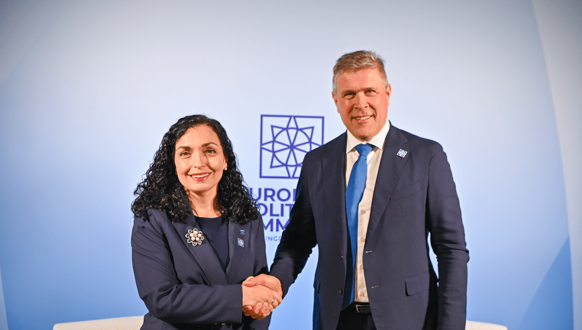 Osmani takohet me kryeministrin islandez, e falënderon për mbështetjen e vazhdueshme