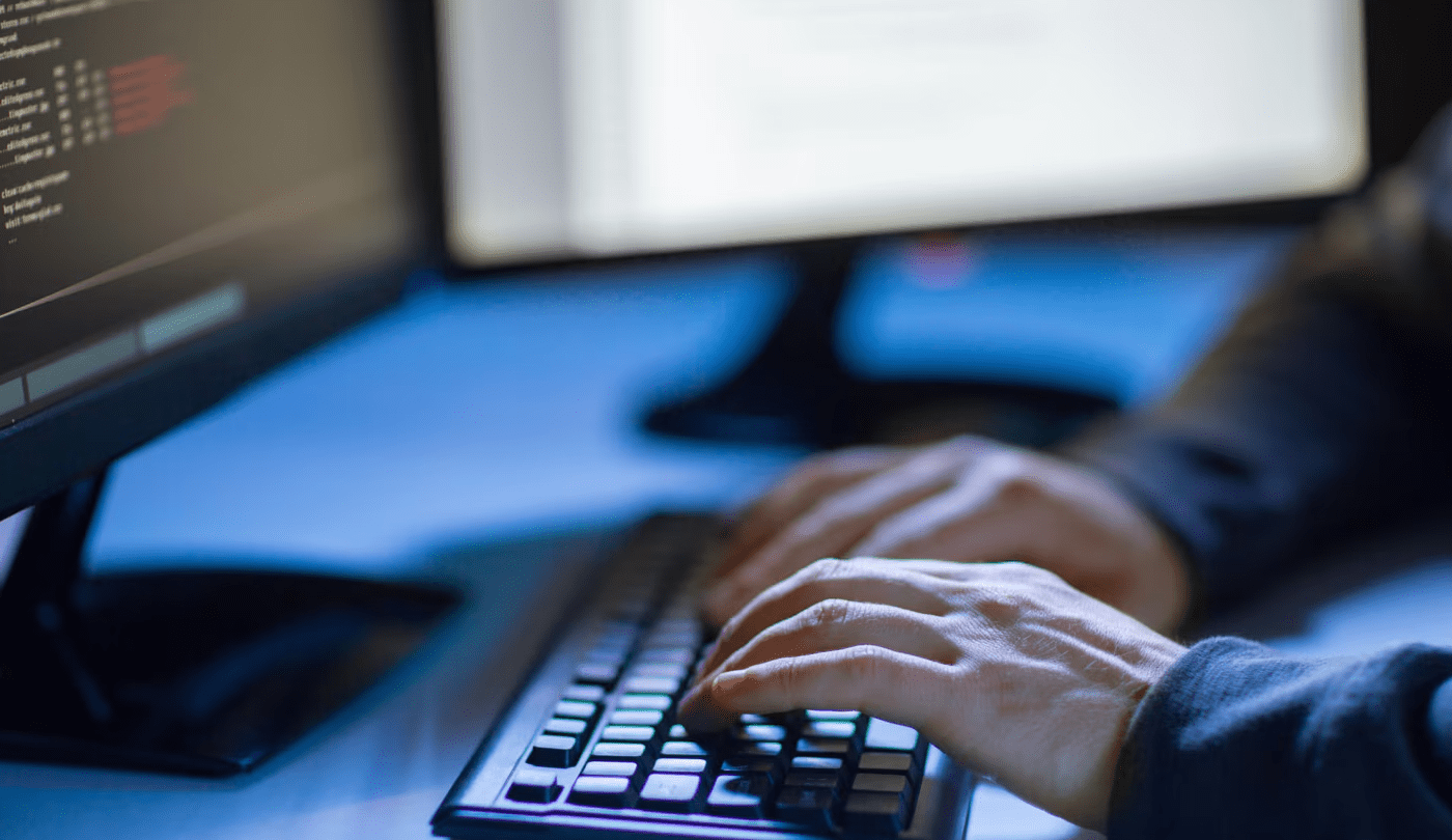 Spanja arreston tre hakerë prorusë të lidhur me sulme kibernetike