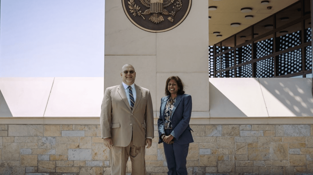 Hovenier e pret zëvendësshefen e re të misionit të ambasadës së ShBA-së, Anu Prattipati