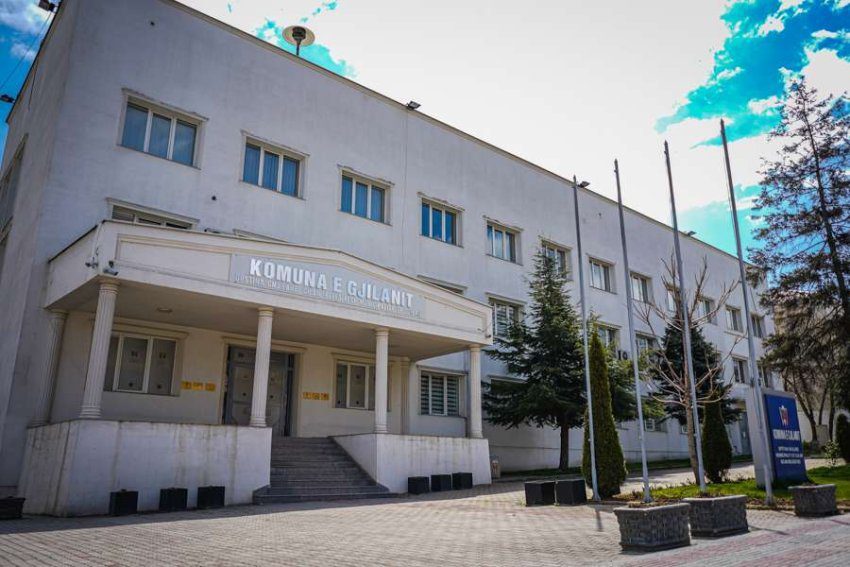Komuna e Gjilanit mohon akuzat e “skandalit” të raportuar nga ish-shefi i Urgjencës