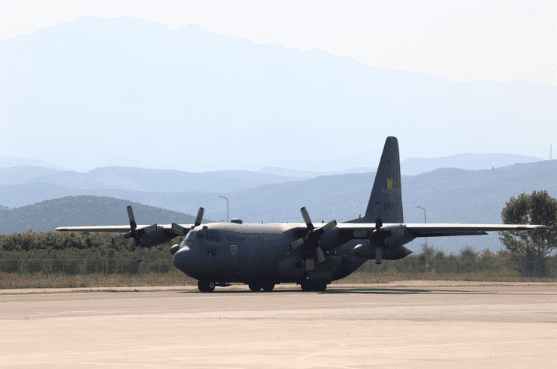 Vatrat e zjarreve në Shqipëri, arrijnë dy avionë rumunë për t’iu dalë në ndihmë forcave shqiptare