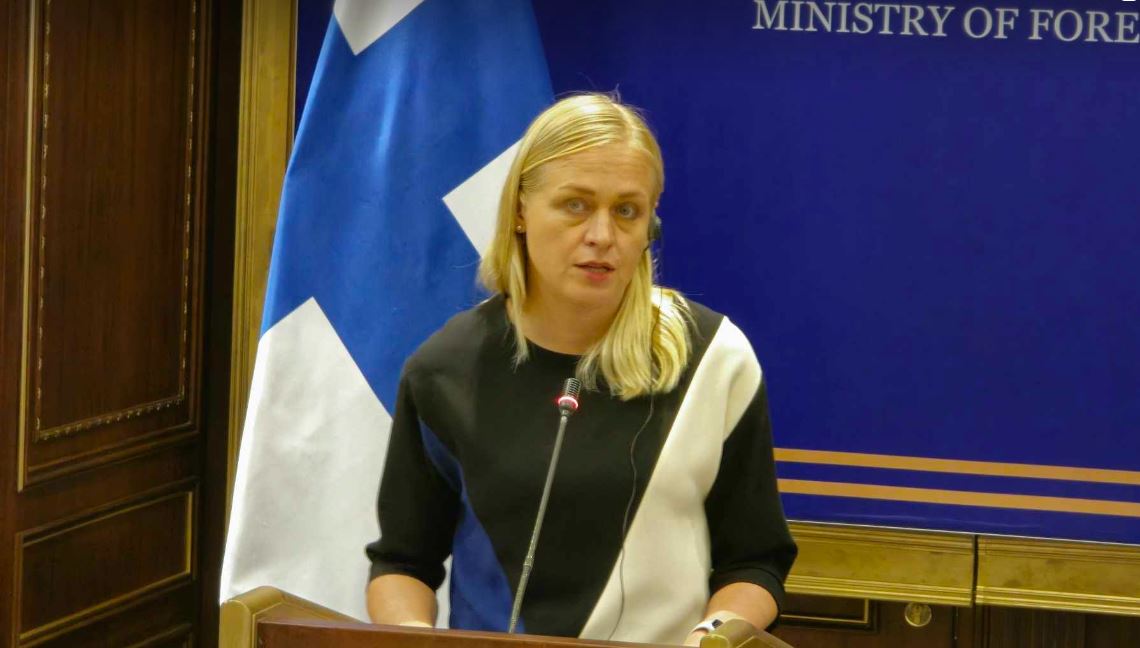 Kryediplomatja Valtonen: Finlanda e përkushtuar ta ndihmojë Kosovën në dialogun me Serbinë