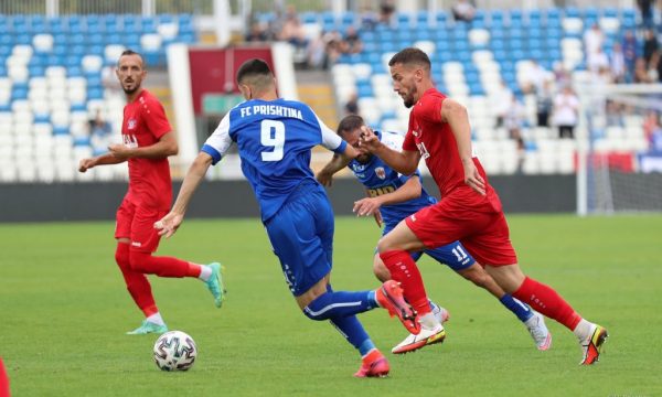 Përfundojnë baras pjesët e para të ndeshjeve Gjilani-Prishtina dhe Ferronikeli-Malisheva