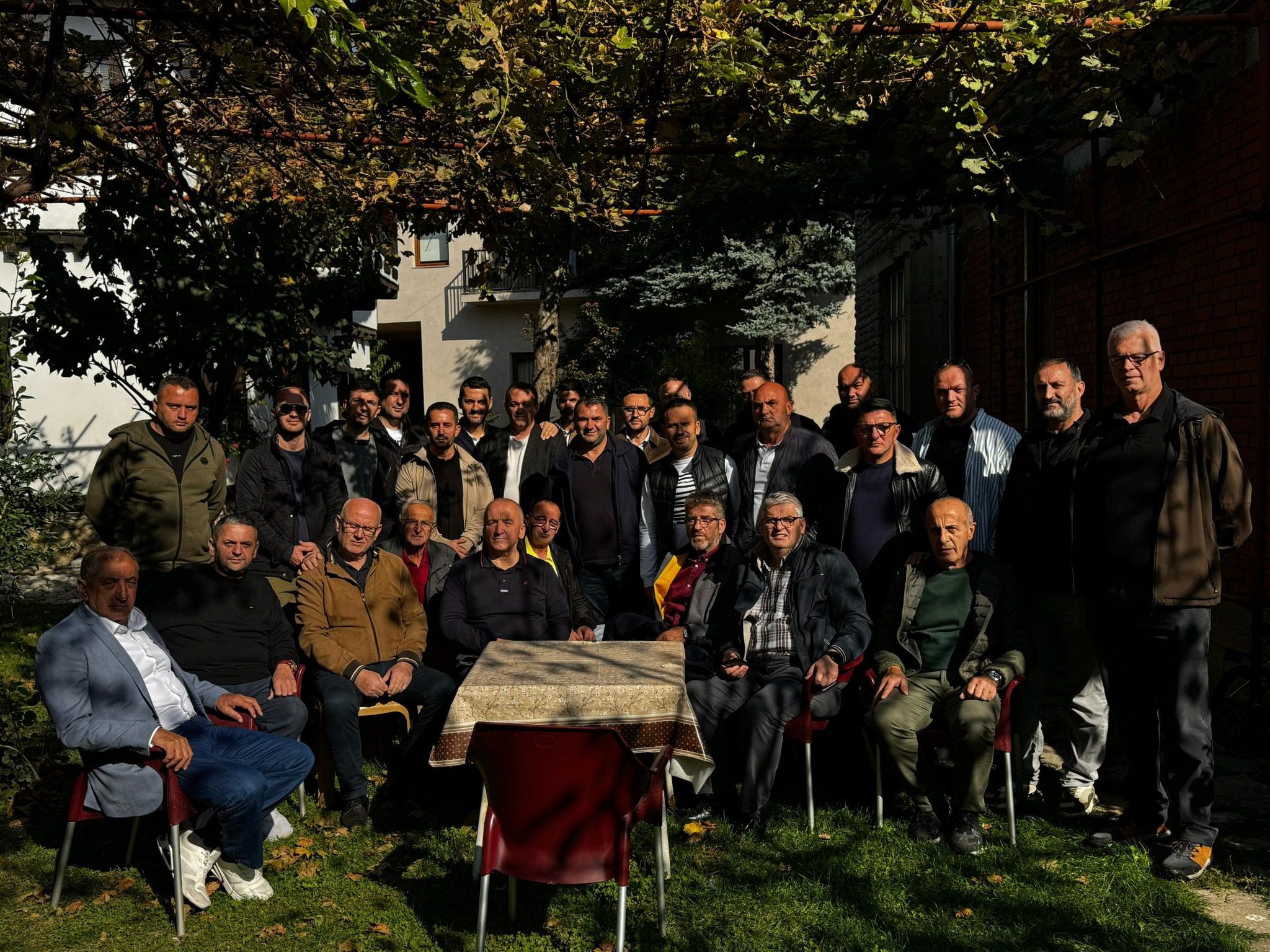 Gazmend Muhaxheri reagon pas sulmit fizik që i’u bë