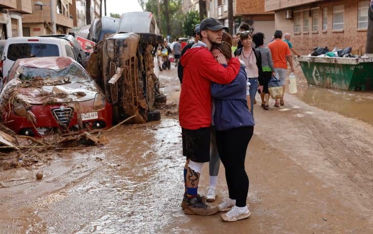 Shkon në 158 numri i viktimave nga vërshimet e mëdha në Spanjë