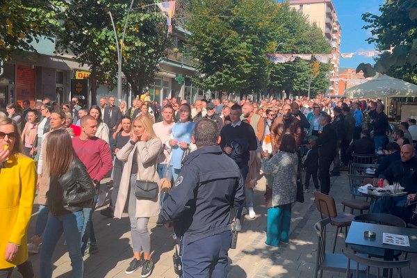 Përfundon protesta në veri të Mitrovicës kundër arrestimit të Aleksandar Arsenijeviq