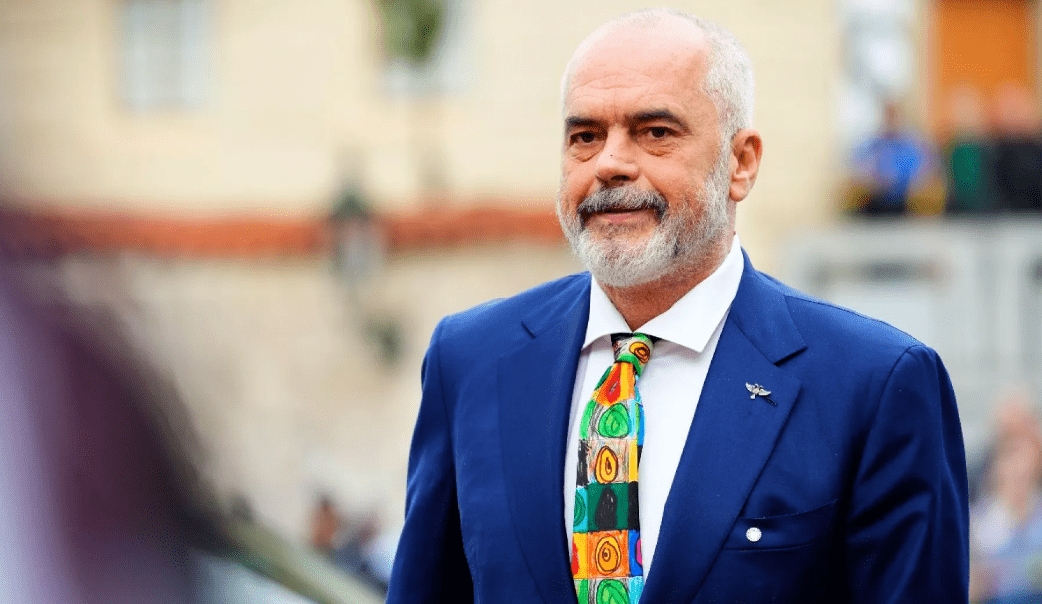 Edi Rama i nënshtrohet një operimi në Spitalin publik të Tiranës