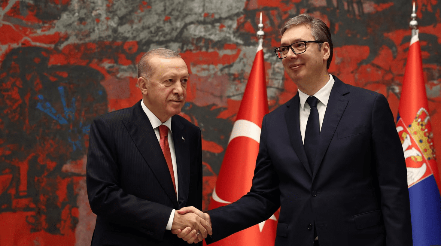 Erdogani thotë se Turqia dhe Serbia do ta zhvillojnë bashkërisht industrinë e mbrojtjes