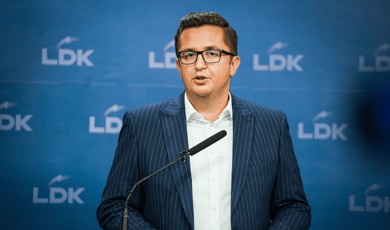 Mustafa: LDK-ja do të jetë në qeverinë e re vetëm nëse Abdixhiku është kryeministër