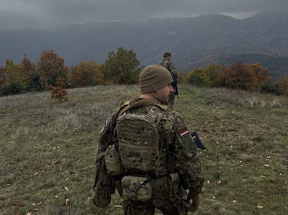 Trupat letoneze patrullojnë nëpër Zubin Potok – KFOR-i jep detaje