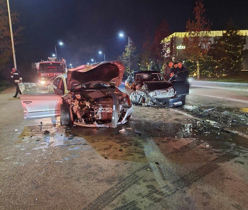 Aksident i rënë në Pejë, lëndohen disa persona