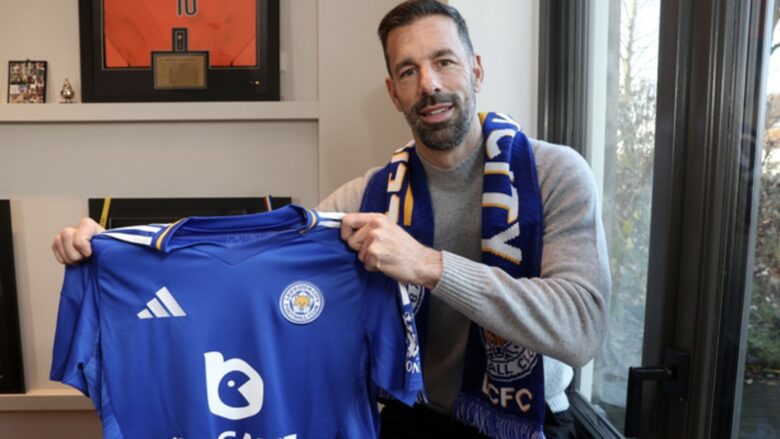 Zyrtare: Ruud Van Nistelrooy merr drejtimin e Leicester Cityt