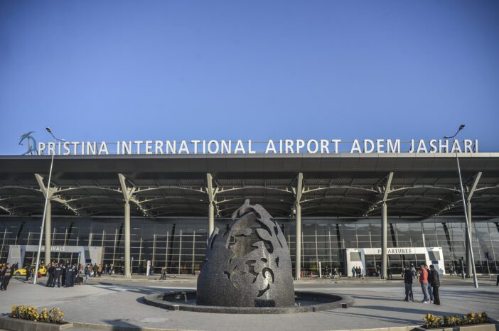 Aeroporti i Prishtinës organizon aktivitet vetëdijësimi kundër dhunës me bazë gjinore