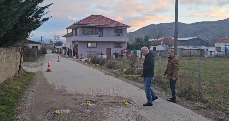 Korçë: Ndërron jetë 69-vjeçari, ra nga rimorkio e traktorit