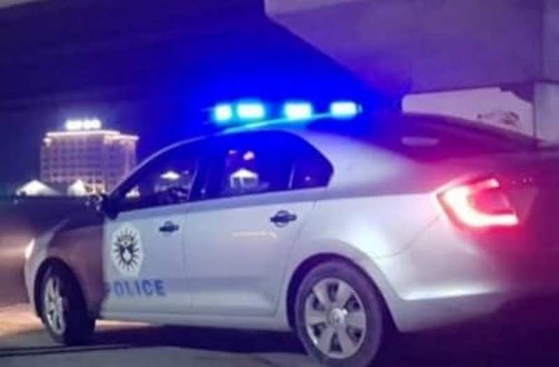 Forca të shumta të Policisë në Rrugën B, dyshohet për një person të armatosur