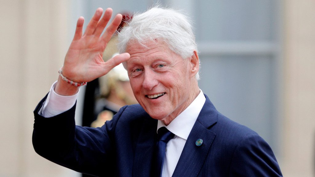 Bill Clinton del nga spitali