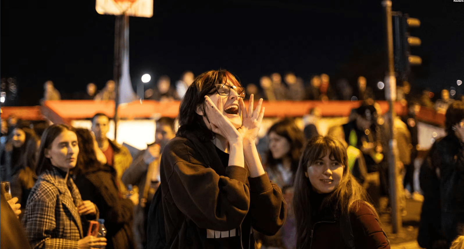 Dorëheqja e kryeministrit të Serbisë mund të mos i ndalë protestat