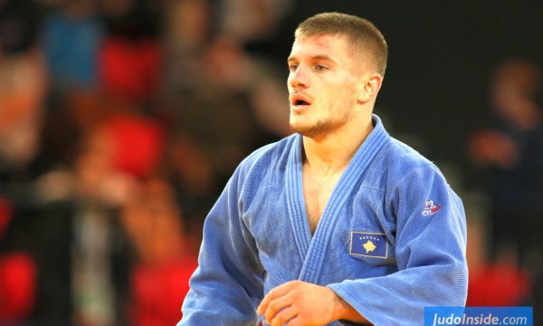 Akil Gjakova siguron gjysmëfinalen e Grand Slamit në Paris