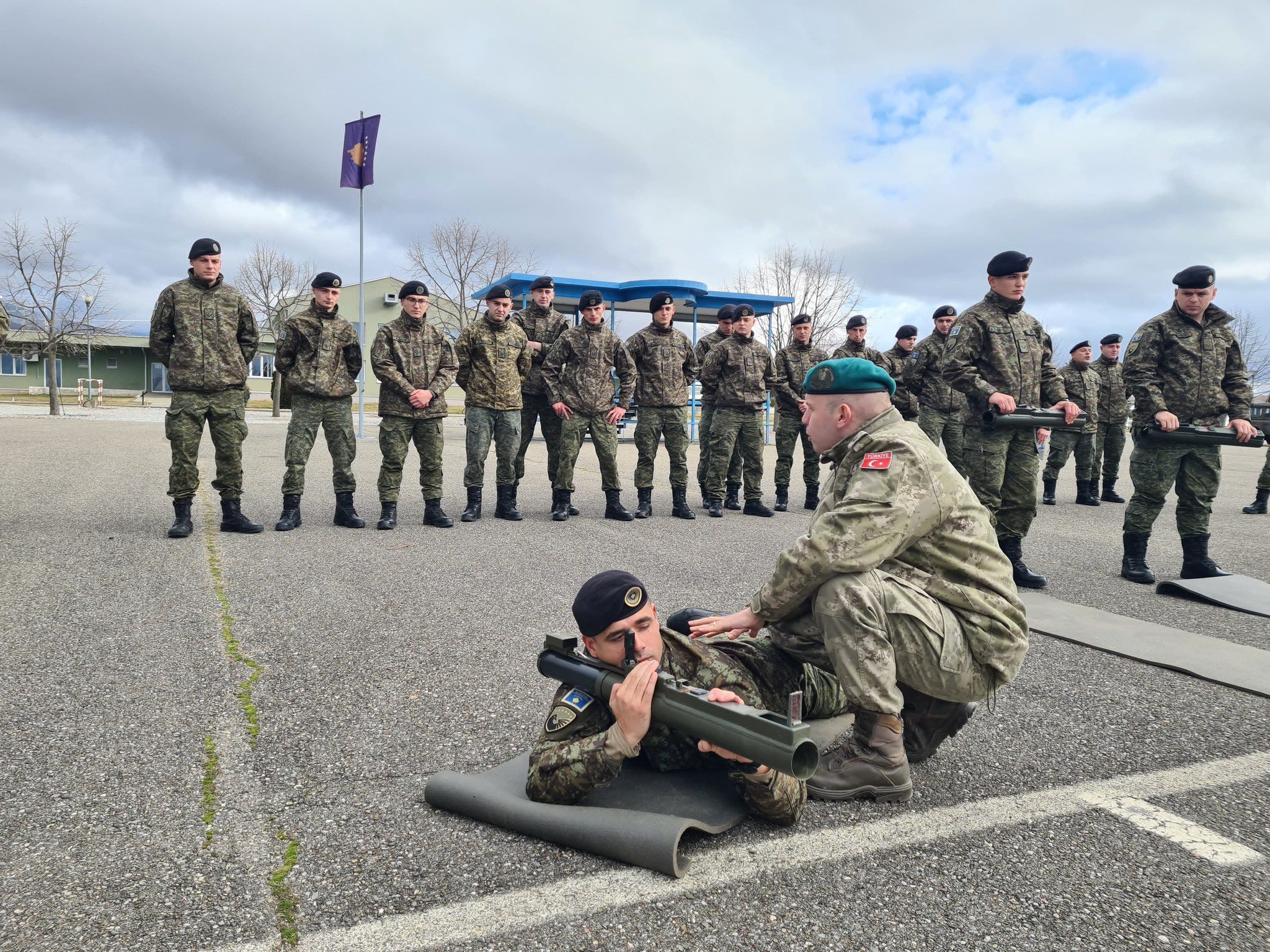 Ushtarët e FSK-së realizojnë me sukses trajnimin për pajisjen HAR-66