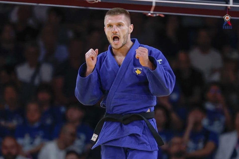 Krenari: Akil Gjakova në finale të Grand Slamit në Paris, i siguron medalje Kosovës