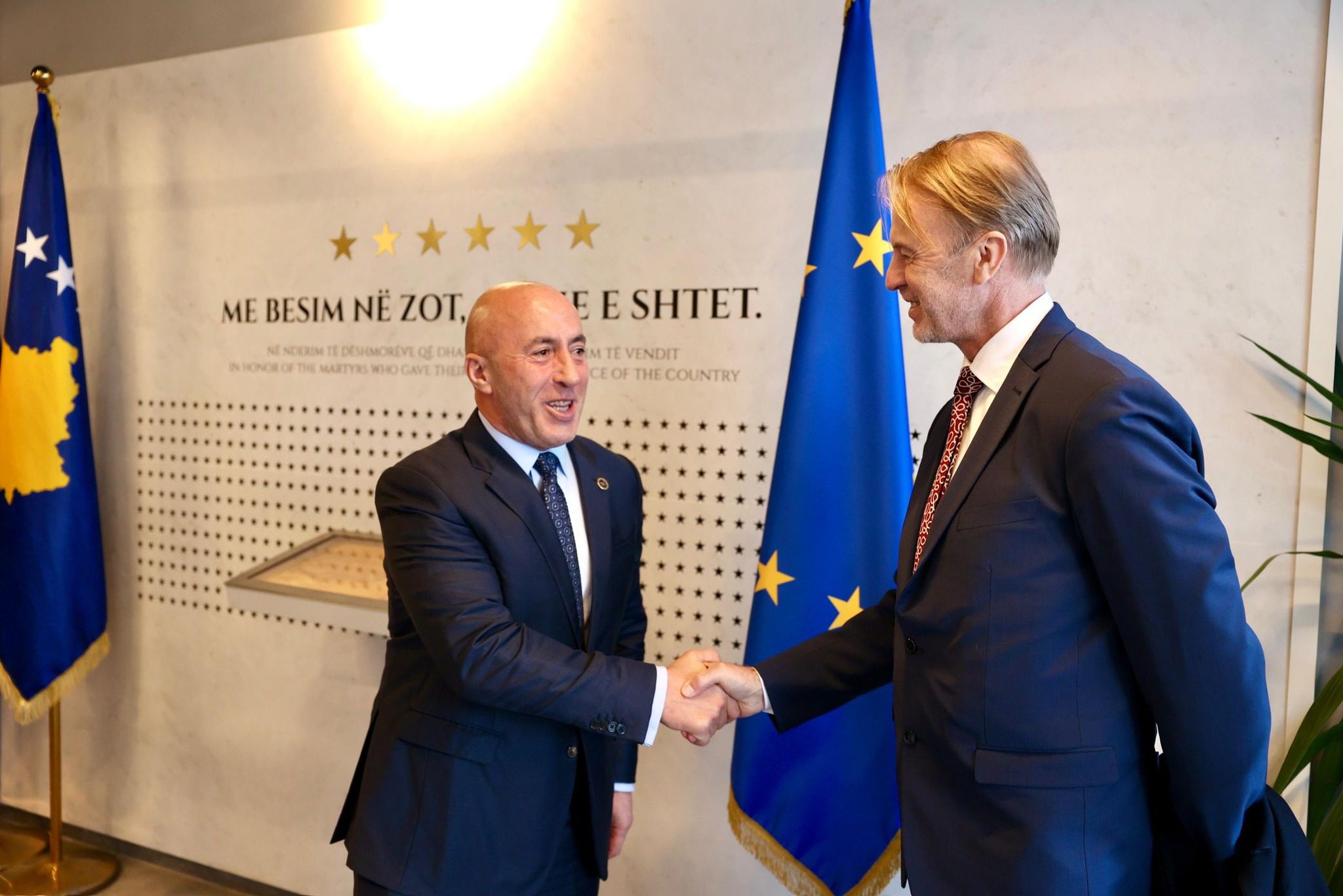 Haradinaj takon ambasadorin e BE-së në Kosovë