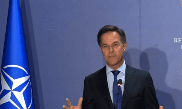 Rutte për çështjen Kosovë-Serbi: Duhet zgjidhje politike, kërkohet lidership nga të gjithë