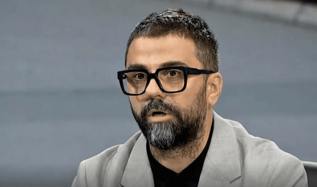 Behrami: Kurti ishte kundër shpalljes së Pavarësisë, partitë e tjera ishin pjesë e shtet-ndërtimit