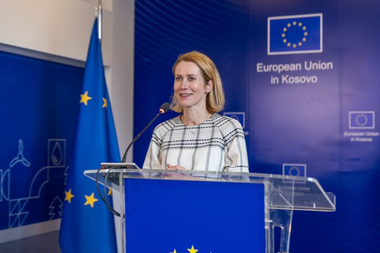 BE shkruan për vizitën e Kallas në Kosovë