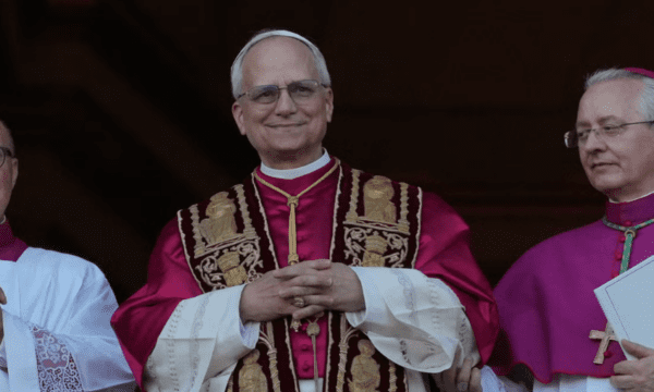 Kush është Robert Prevost, Papa i parë amerikan?