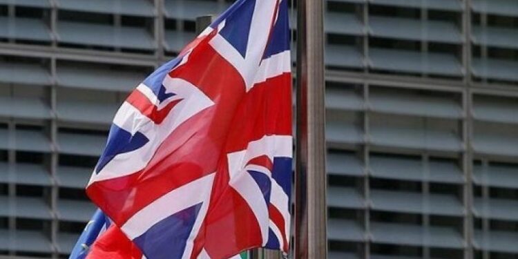 Deputetët britanikë kërkojnë sanksionimin e Vuçiqit
