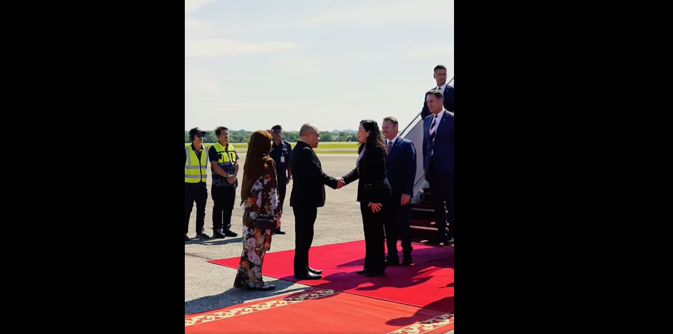 Vizita e parë zyrtare nga Kosova në Brunei – Osmani pritet me nderime të larta shtetërore