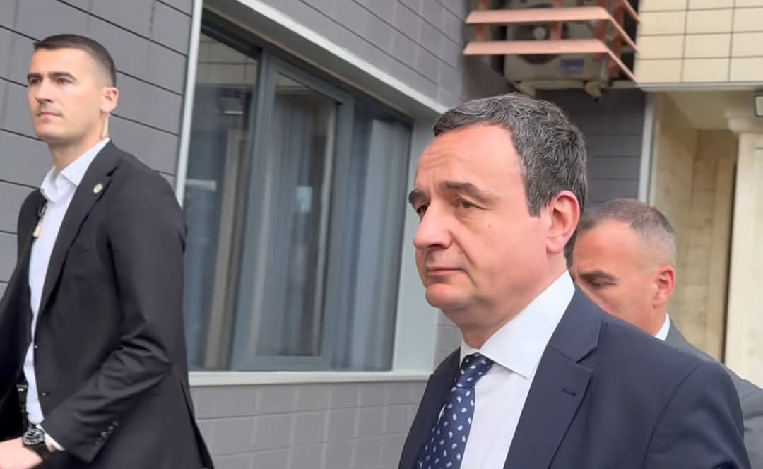 Kurti pyetet pse nuk e vizitoi Lumir Abdixhikun pasi ishte afër zyrës së LDK-së