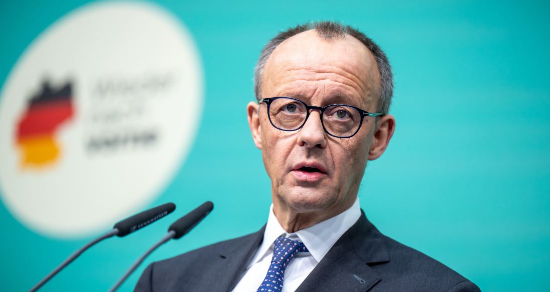 Kancelari gjerman nesër shkon në selinë e NATO-s